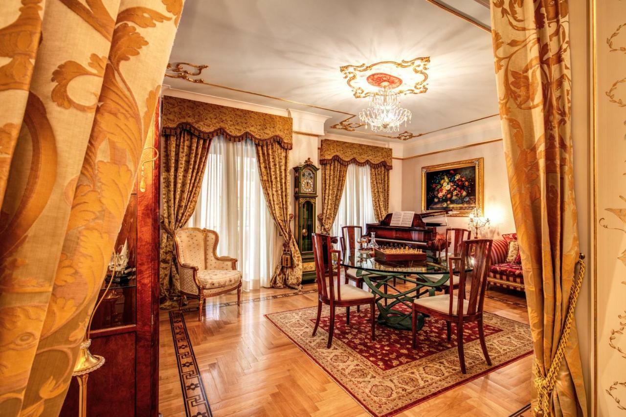 Domus Vittoria - The Luxury Quintessence Apartman Sorrento Kültér fotó