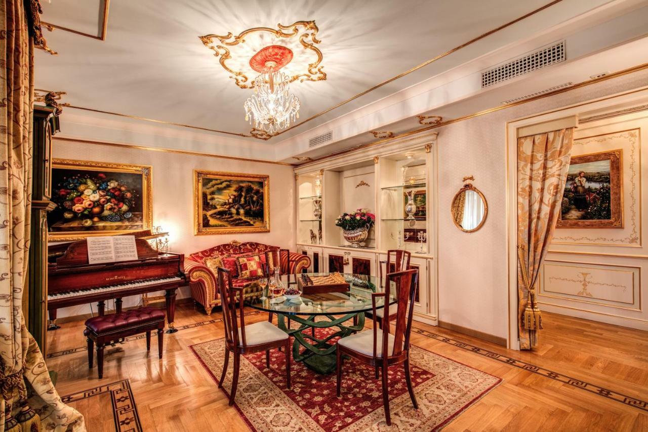 Domus Vittoria - The Luxury Quintessence Apartman Sorrento Kültér fotó